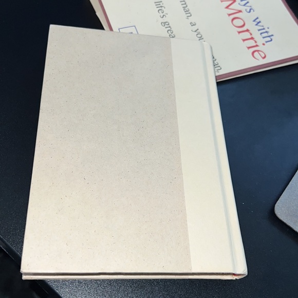 TUESDAYS WITH MORRIE BY MITCH ALBOM HARDCOVER BOOK 1997 DOUBLEDAY - Picture 10 of 17